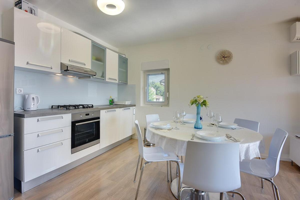 Apartment Zajec プレマントゥーラ エクステリア 写真
